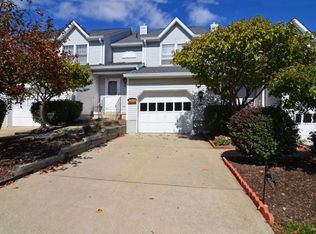 438 Chapman Ct, Hackettstown, NJ 07840