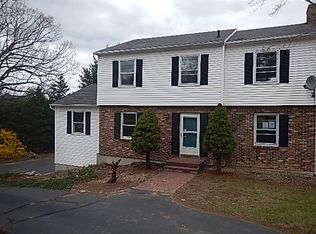 57 Garden Grove Rd, Manchester, CT 06040