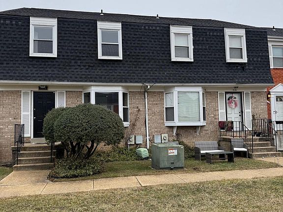 5th image of 7153 Cross St