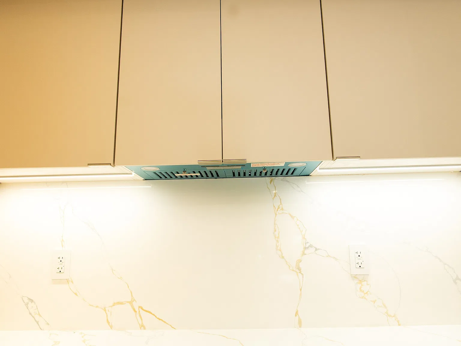 2 bed, 2.5 bath, $2,895 — Photo 1