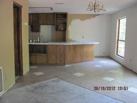 3rd image of 3641 Swan Ct