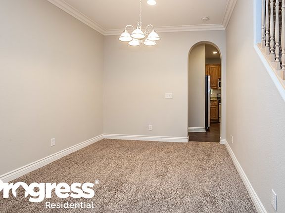 4th image of 8023 Maple Park St