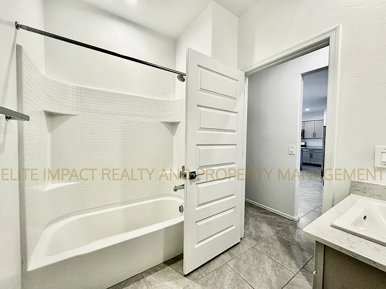 3541 N Kellen Canyon Ct — Photo 15