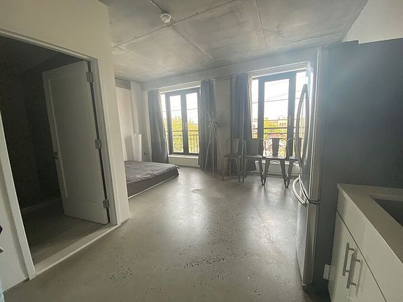 5th image of 87 Wolcott St #3A
