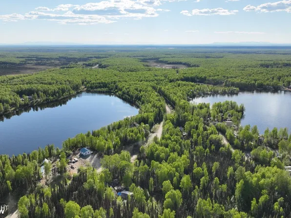 19819 E Hidden Hills Rd, Willow, AK 99688