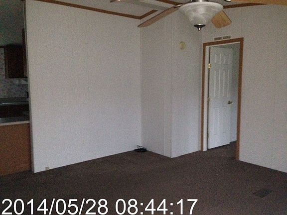 5th image of 302 Doral St