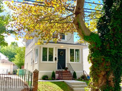 70 Burnside Ave, Staten Island, NY, 10302