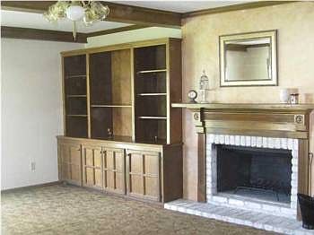 3rd image of 304 Lynn Dr