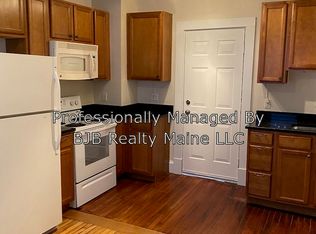 142 Park Ave APT 5, Portland, ME 04101