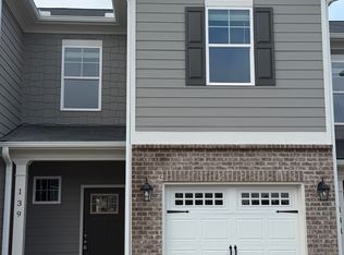 139 Chastain Dr, Cartersville, GA