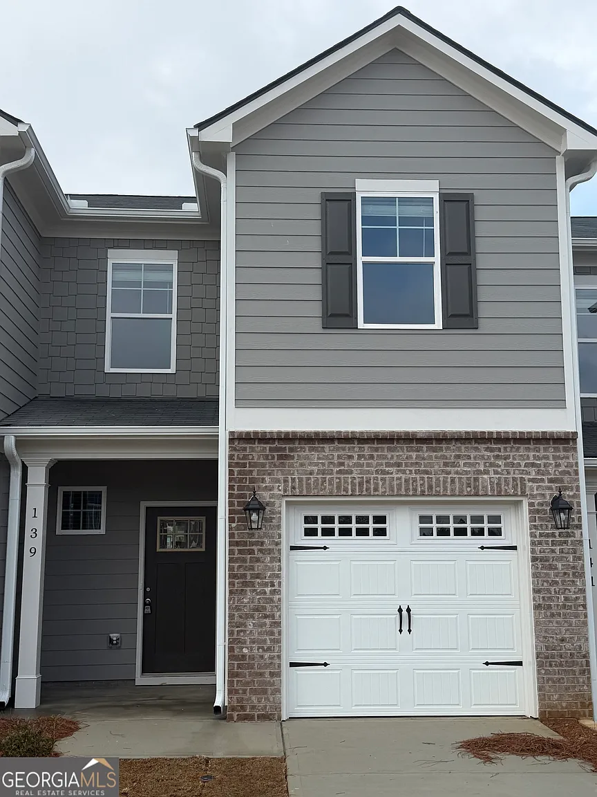 139 Chastain Dr photo 1