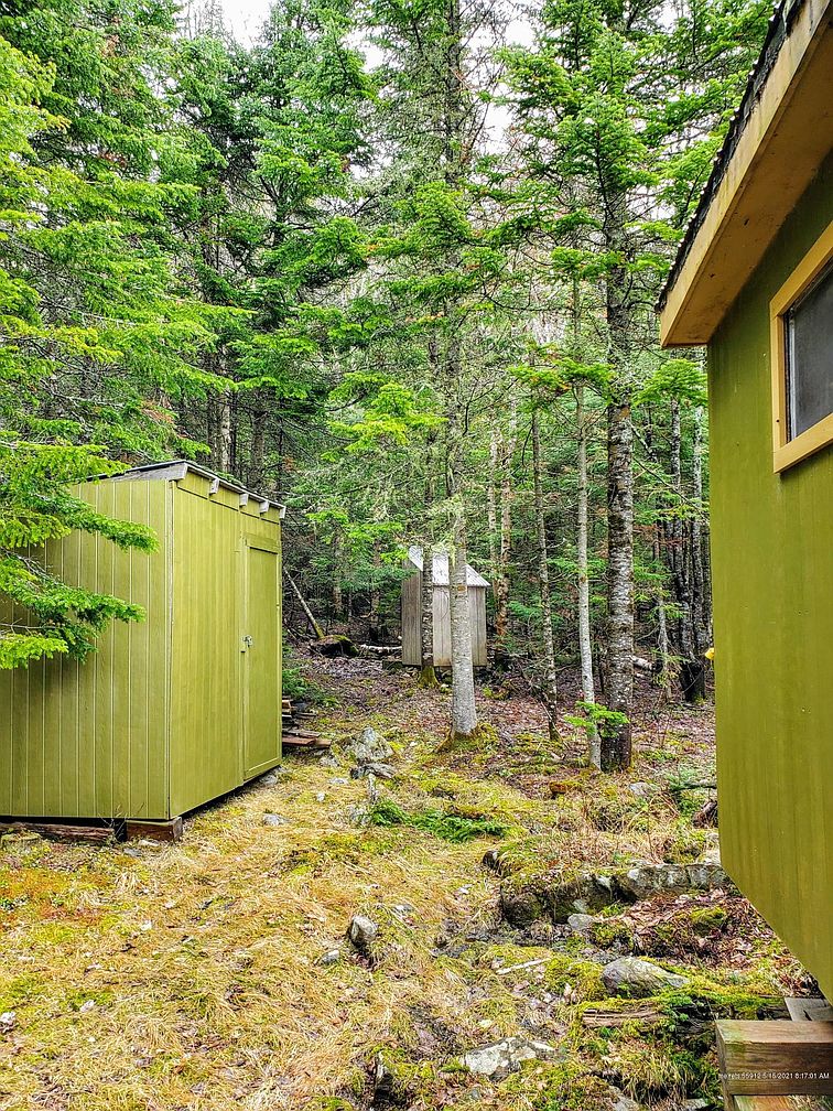 c. 1970 OffGrid Lakefront Cabin For Sale in Rangeley, ME 04970. 84K