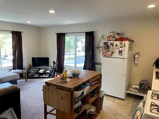 3 bed, 969 sqft, $1,860 — Photo 4