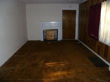 2nd image of 3357 N Colorado Ave