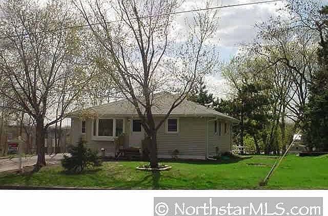1st image of 1733 McMenemy Street