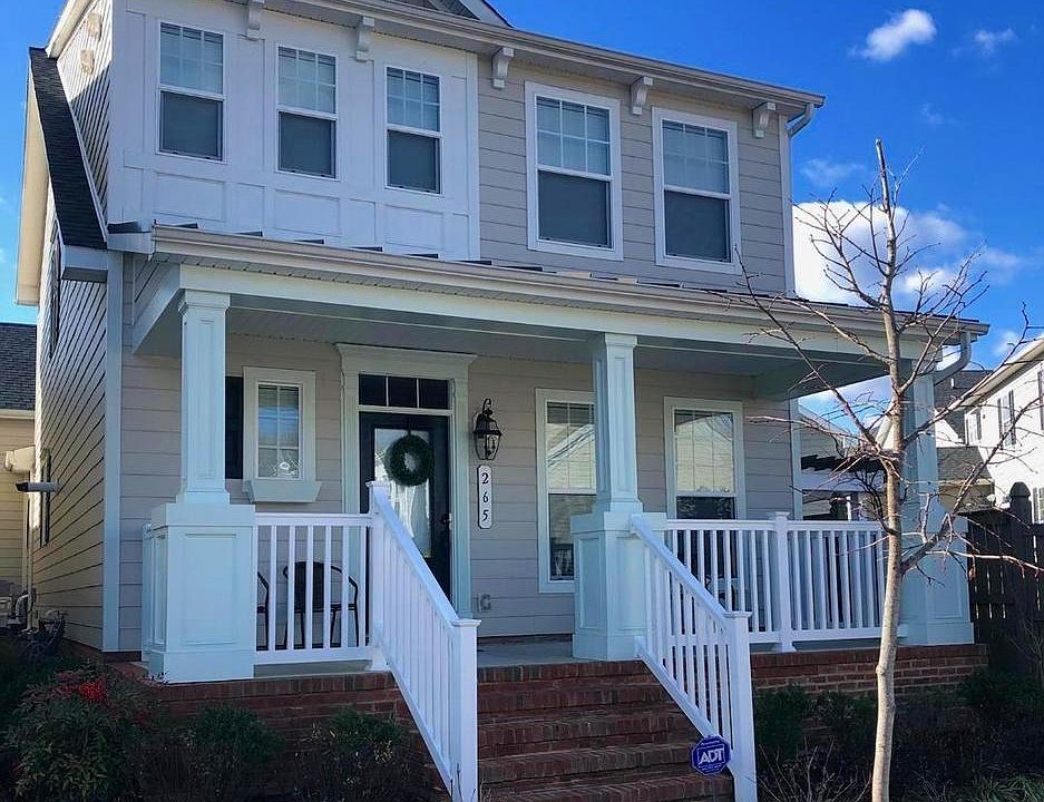 1st image of 265 Evelyne St