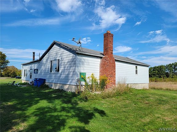 4th image of 2351 Checkered Tavern Rd