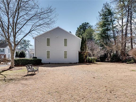 4th image of 13300 Morris Rd Unit 49