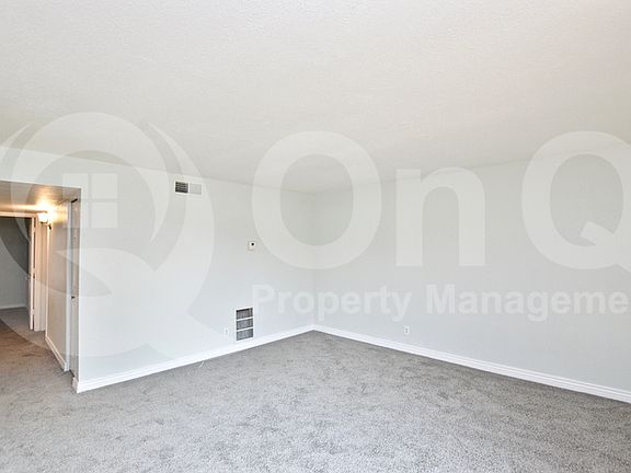 4th image of 1224 E Evergreen St APT 238