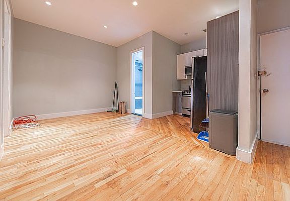 3rd image of 234 Stockholm St #B