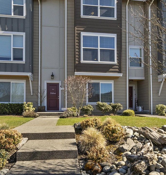 1st image of 17412 118th Avenue Ct E Unit B