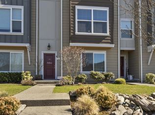 17412 118th Avenue Ct E UNIT B, Puyallup, WA 98374