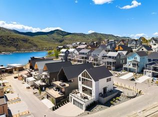 1302 Dragonfly Ct, Chelan, WA 98816