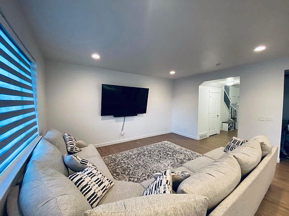5th image of 171 N Concord View Way