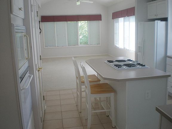 5th image of 8138 Knollcreek Cir