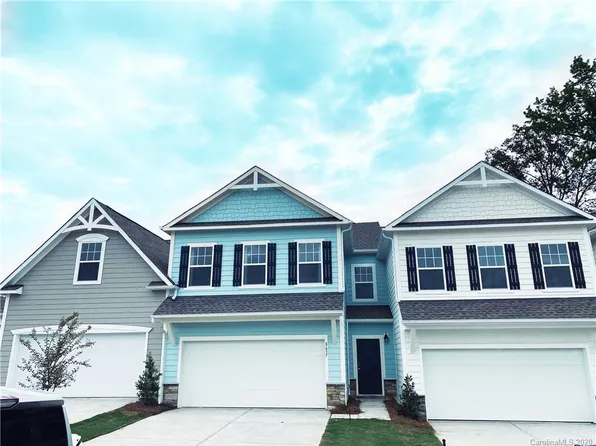 5909 River Meadow Ct, Charlotte, NC 28213