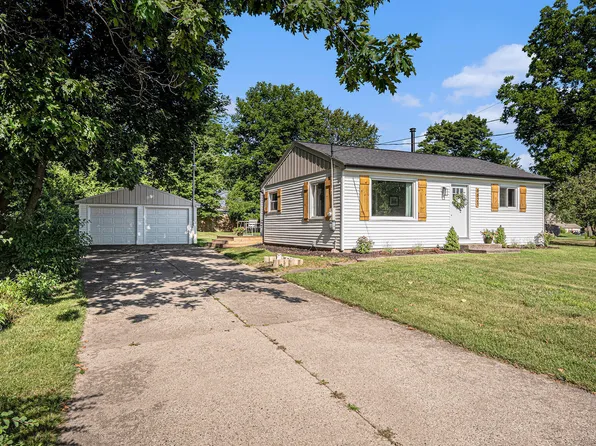 6821 Chapin Ave SE, Alto, MI 49302