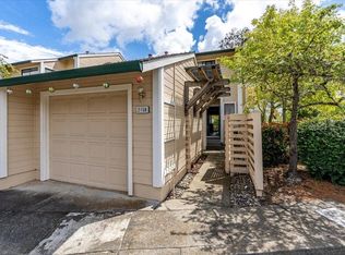 2158 Riesling Way, Santa Rosa, CA 95403