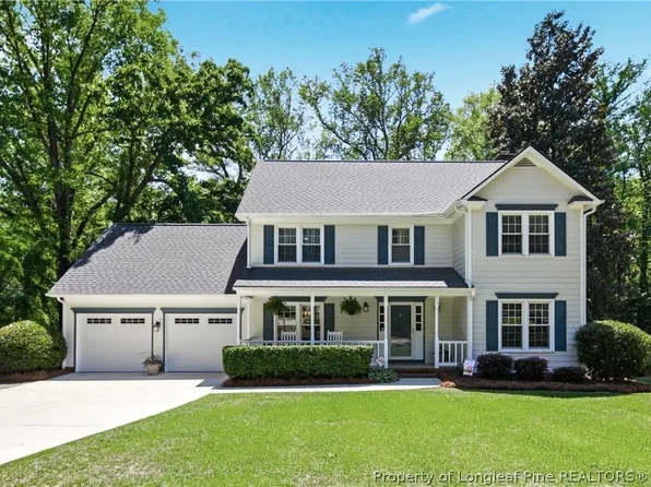 6120 Lochview Dr, Fayetteville, NC 28311