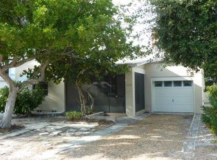 115 52nd Ave W, Saint Pete Beach, FL 33706