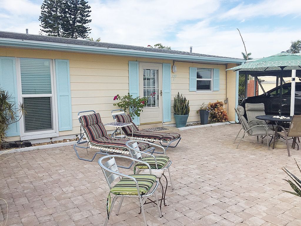 739 Saint Judes Dr S APT 2, Longboat Key, FL 34228 Zillow