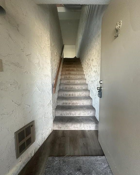 1077 Lancaster Blvd APT 5, Mechanicsburg, PA 17055 Zillow