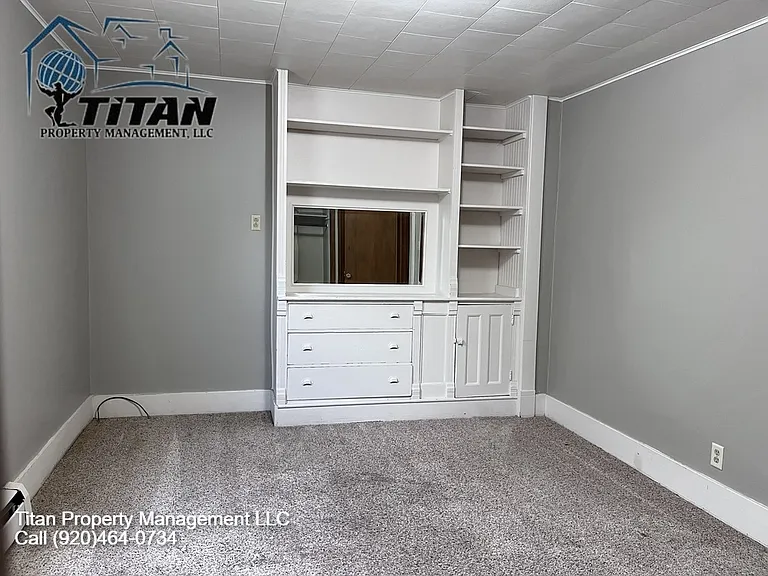 2034 Jefferson St — Photo 14