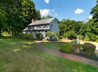 6 Winding Rd, Brookfield, CT 06804