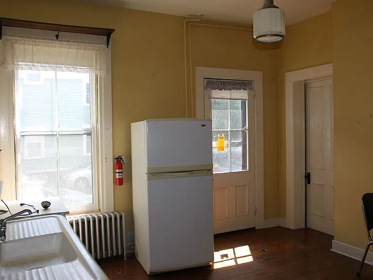 125 W Green St — Photo 45