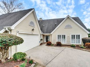99 Forest Lake Dr, Simpsonville, SC 29681