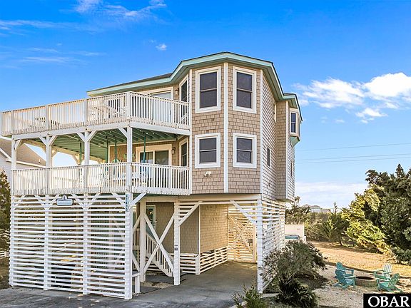 3rd image of 41490 Ocean View Dr #11