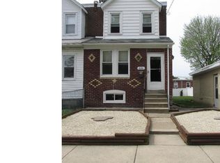 636 Hoffnagle St, Philadelphia, PA 19111