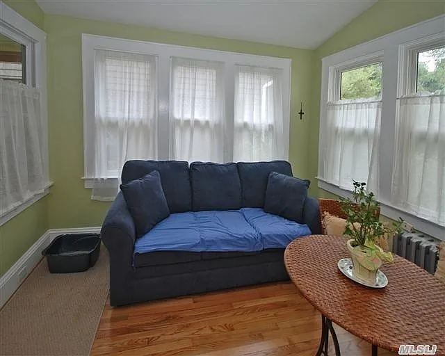 Aberdeen Dr — Photo 9
