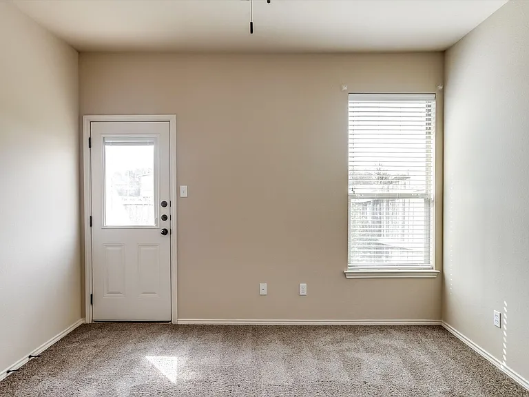 1124 Brendon Lee Ln — Photo 28