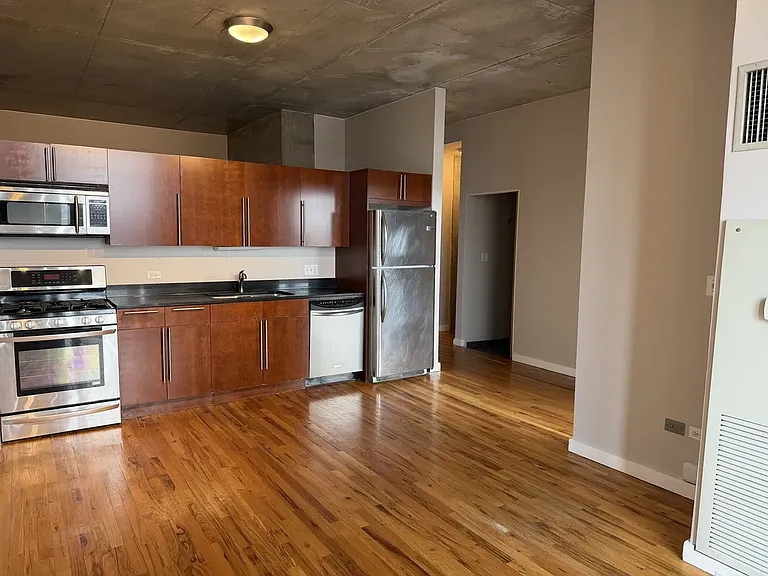 1720 S Michigan Ave #811 — Photo 6