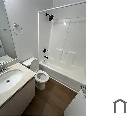 641 E 27th St #105 — Photo 15