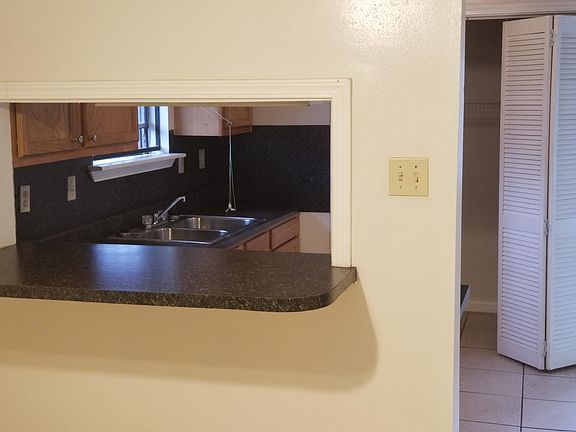 5th image of 10731 Roger Dr APT E