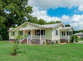 402 W Walnut St, Whitewright, TX 75491