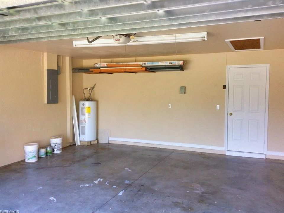1st image of 1704 SE 1st St