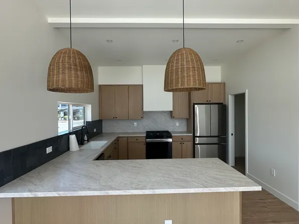 1826 Chico St, San Diego, CA 92109